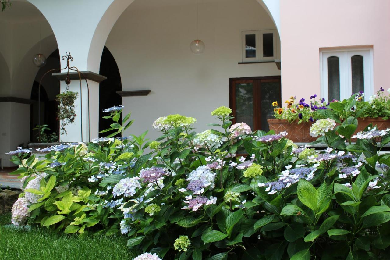 Maison De Lucia Мета Екстер'єр фото